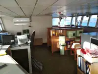 ટ્રોલર વેચાણ માટે