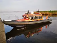 કન્ટેનર જહાજ વેચાણ માટે