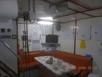 ક્રૂ બોટ વેચાણ માટે