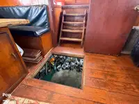 ટ્રોલર વેચાણ માટે