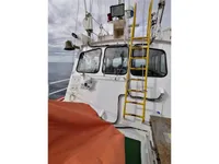ક્રૂ બોટ વેચાણ માટે