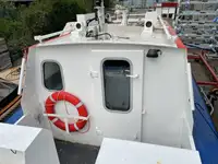 પેટ્રોલ બોટ વેચાણ માટે