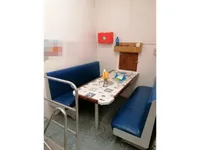 ક્રૂ બોટ વેચાણ માટે