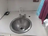 ક્રૂ બોટ વેચાણ માટે