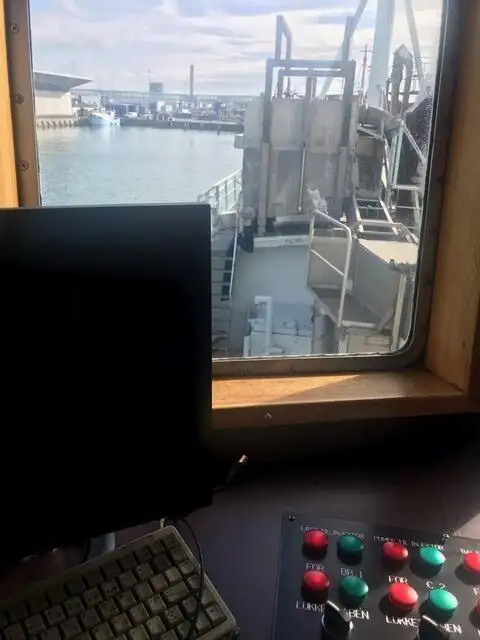 ટ્રોલર વેચાણ માટે