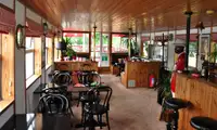 ફ્લોટિંગ હોટેલ વેચાણ માટે