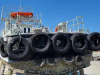 ક્રૂ બોટ વેચાણ માટે