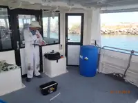 ક્રૂ બોટ વેચાણ માટે