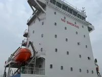 કન્ટેનર જહાજ વેચાણ માટે