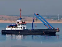 વર્ક બોટ વેચાણ માટે