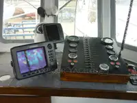 ટ્રોલર વેચાણ માટે