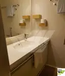 ક્રૂઝ જહાજ વેચાણ માટે