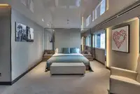 ક્રૂઝ જહાજ વેચાણ માટે