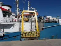 સંશોધન જહાજ વેચાણ માટે