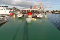 બાર્જ વેચાણ માટે