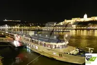 ક્રૂઝ જહાજ વેચાણ માટે