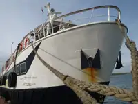 ક્રૂઝ જહાજ વેચાણ માટે