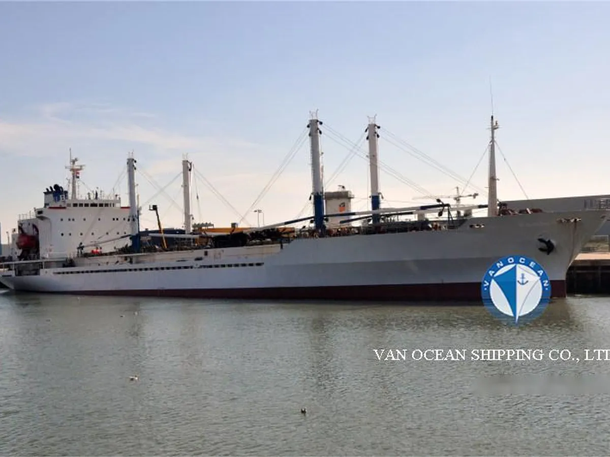 રીફર જહાજ વેચાણ માટે