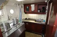 ક્રૂઝ જહાજ વેચાણ માટે