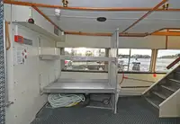 ક્રૂઝ જહાજ વેચાણ માટે