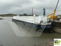 કન્ટેનર જહાજ વેચાણ માટે