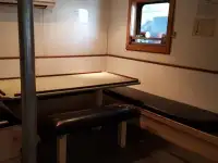 ટ્રોલર વેચાણ માટે
