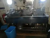 પેટ્રોલ બોટ વેચાણ માટે