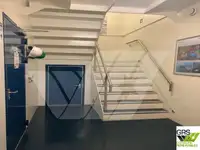 રહેઠાણ માટેનું બાર્જ વેચાણ માટે