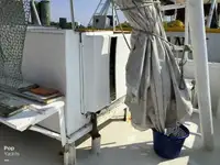 ટ્રોલર વેચાણ માટે