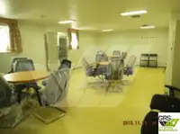 રહેઠાણ માટેનું બાર્જ વેચાણ માટે
