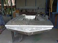 વર્ક બોટ વેચાણ માટે