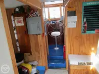 ટ્રોલર વેચાણ માટે