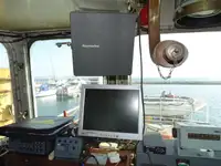 વર્ક બોટ વેચાણ માટે