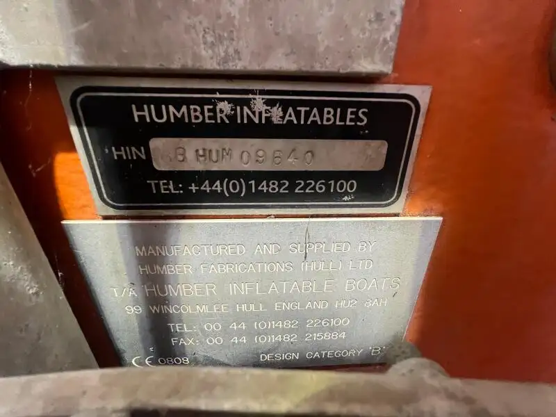 વર્ક બોટ વેચાણ માટે