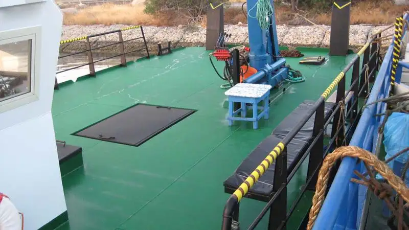 વર્ક બોટ વેચાણ માટે