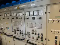 પેટ્રોલ બોટ વેચાણ માટે