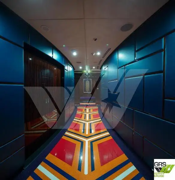 ક્રૂઝ જહાજ વેચાણ માટે