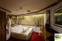 ક્રૂઝ જહાજ વેચાણ માટે