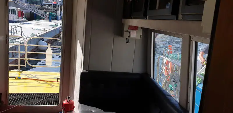 પેટ્રોલ બોટ વેચાણ માટે