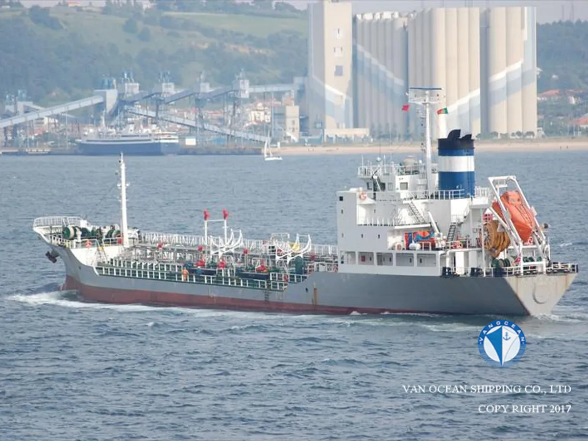 ઓઇલ/કેમિકલ ટેન્કર વેચાણ માટે