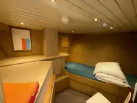 સપ્લાય જહાજ વેચાણ માટે