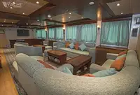 ક્રૂઝ જહાજ વેચાણ માટે