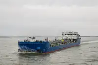 Oil/Chemical tanker વેચાણ માટે