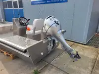 વર્કબોટ વેચાણ માટે