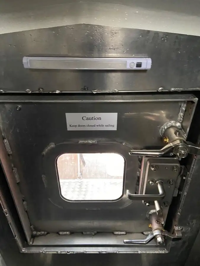 બચાવ જહાજ વેચાણ માટે