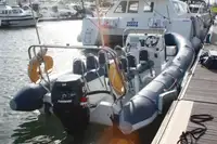 કઠોર ઇન્ફ્લેટેબલ બોટ વેચાણ માટે