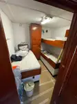 કન્ટેનર જહાજ વેચાણ માટે