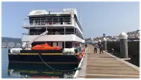 ક્રૂઝ જહાજ વેચાણ માટે