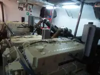 ક્રૂ બોટ વેચાણ માટે