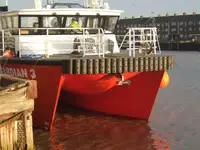 કેટામરન વેચાણ માટે